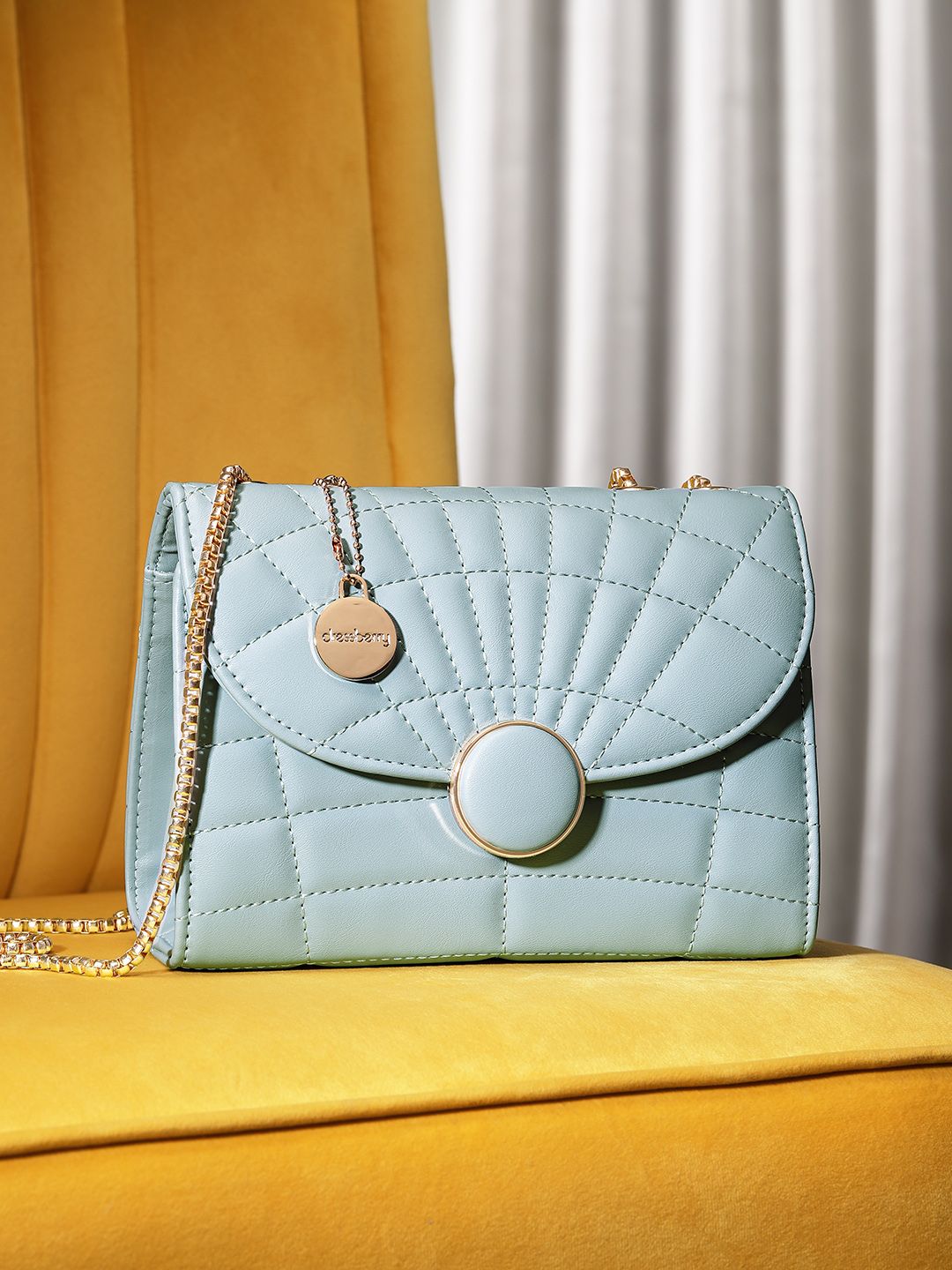 DressBerry Quilted Shoulder Bag