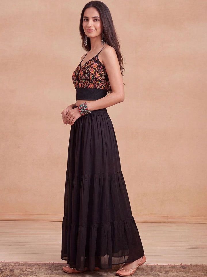 House of Chikankari Floral Embroidered Ethnic Cotton Bralette Crop Top
