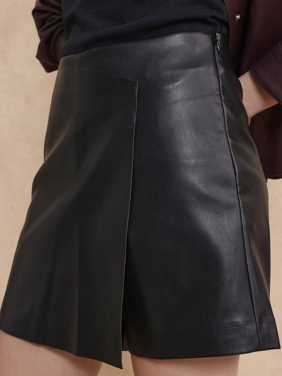 RAREISM Women Gerro Primary Black Skirts