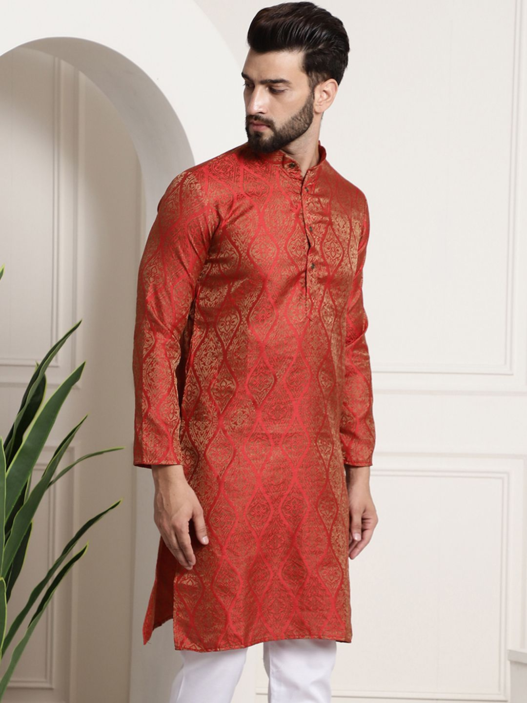 Sojanya Lelaki Motif Etnik Merah & Emas Jacquard Kurta