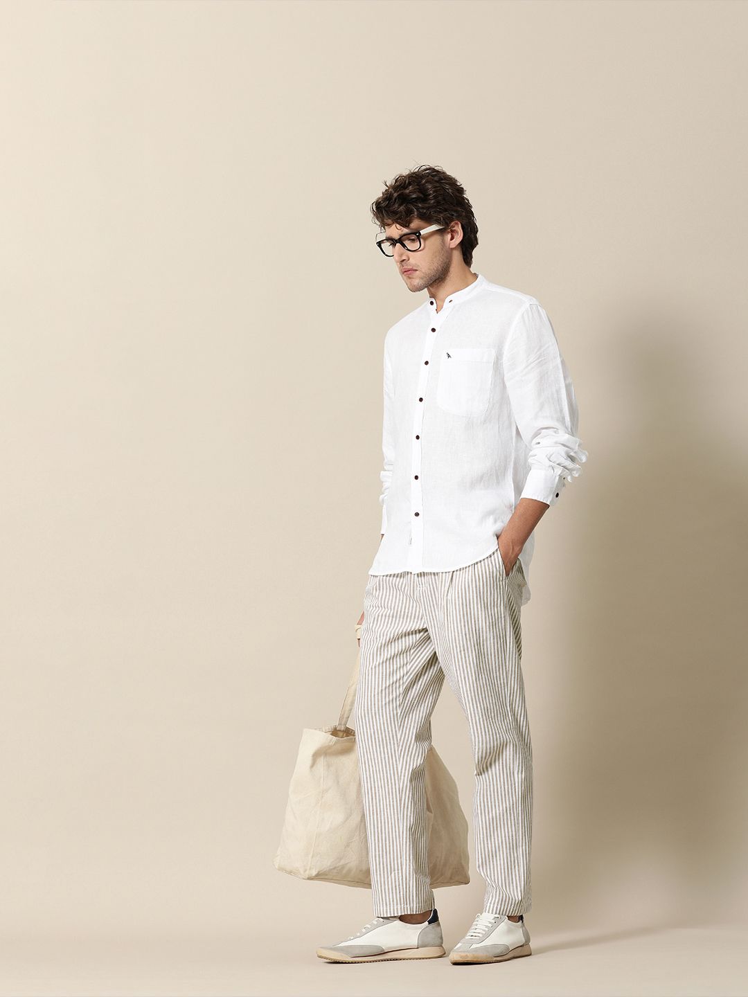 Mr Bowerbird Men White Striped Pleated  Liberal Fit Trousers