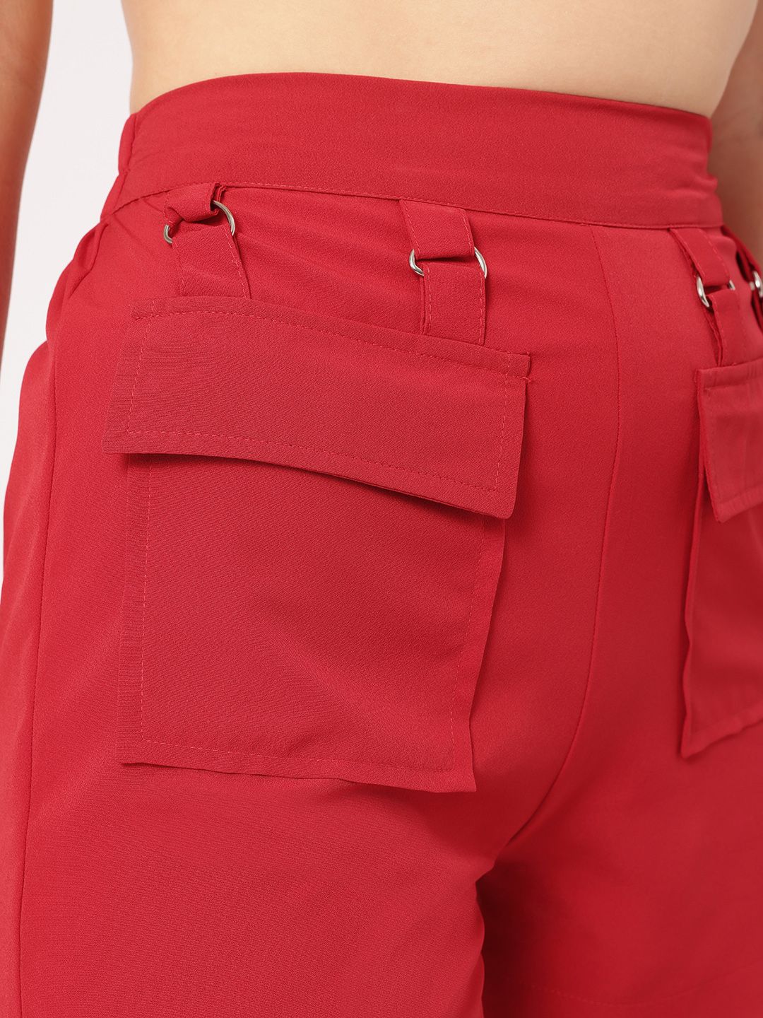 DressBerry Women 90s Babe Cargo Pocketed Shorts
