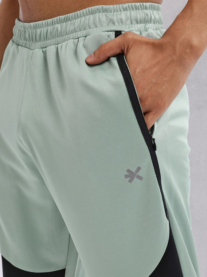 HRX oleh Hrithik Roshan Men Colourblocked Mid Rape