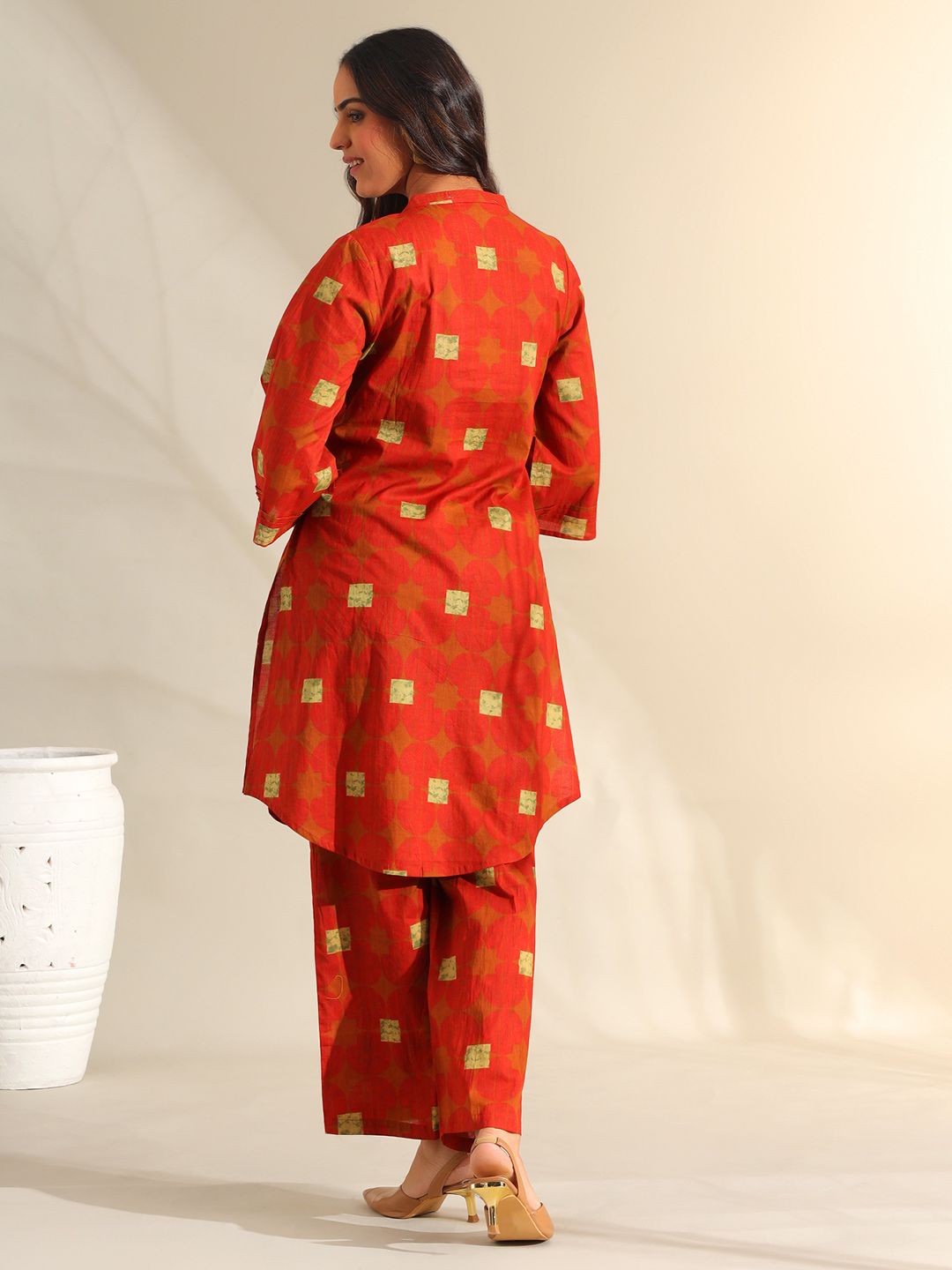 Mamicha Women Printed Regular Thread Work Pure Cotton Kurta with Palazzos
