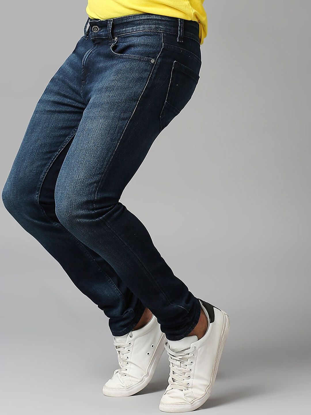 SPYKAR Men Cotton Slim Fit Low-Rise Light Fade Stretchable Jeans