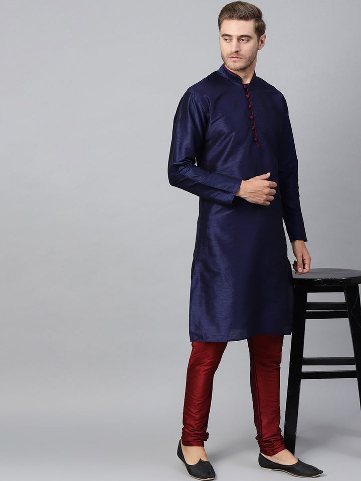 SOJANYA Men Navy Blue Solid Straight Kurta