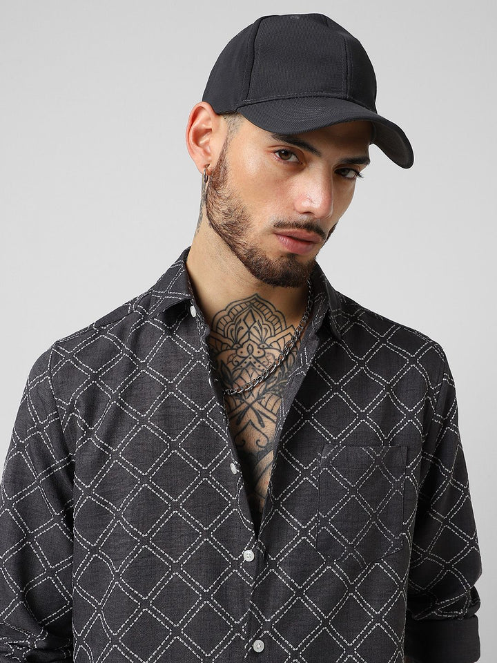 VASTRADO Men Classic Slim Fit Geometric Printed Casual Shirt