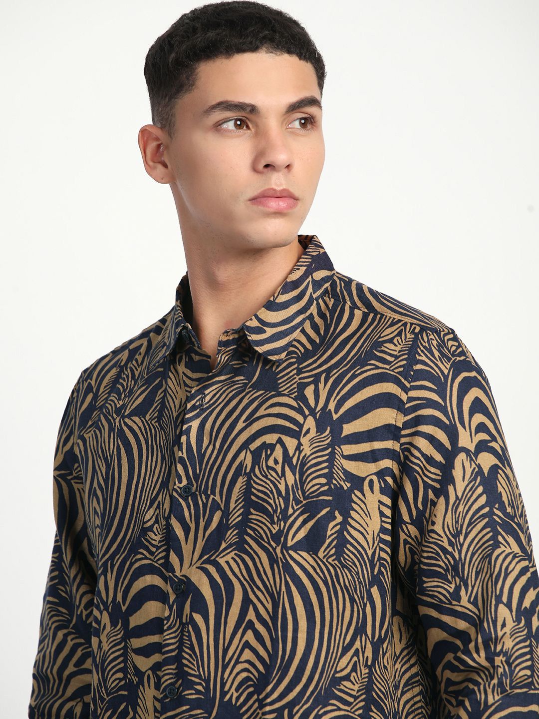 THE BEAR HOUSE Men Slim Fit Floral Opaque Printed Casual Shirt