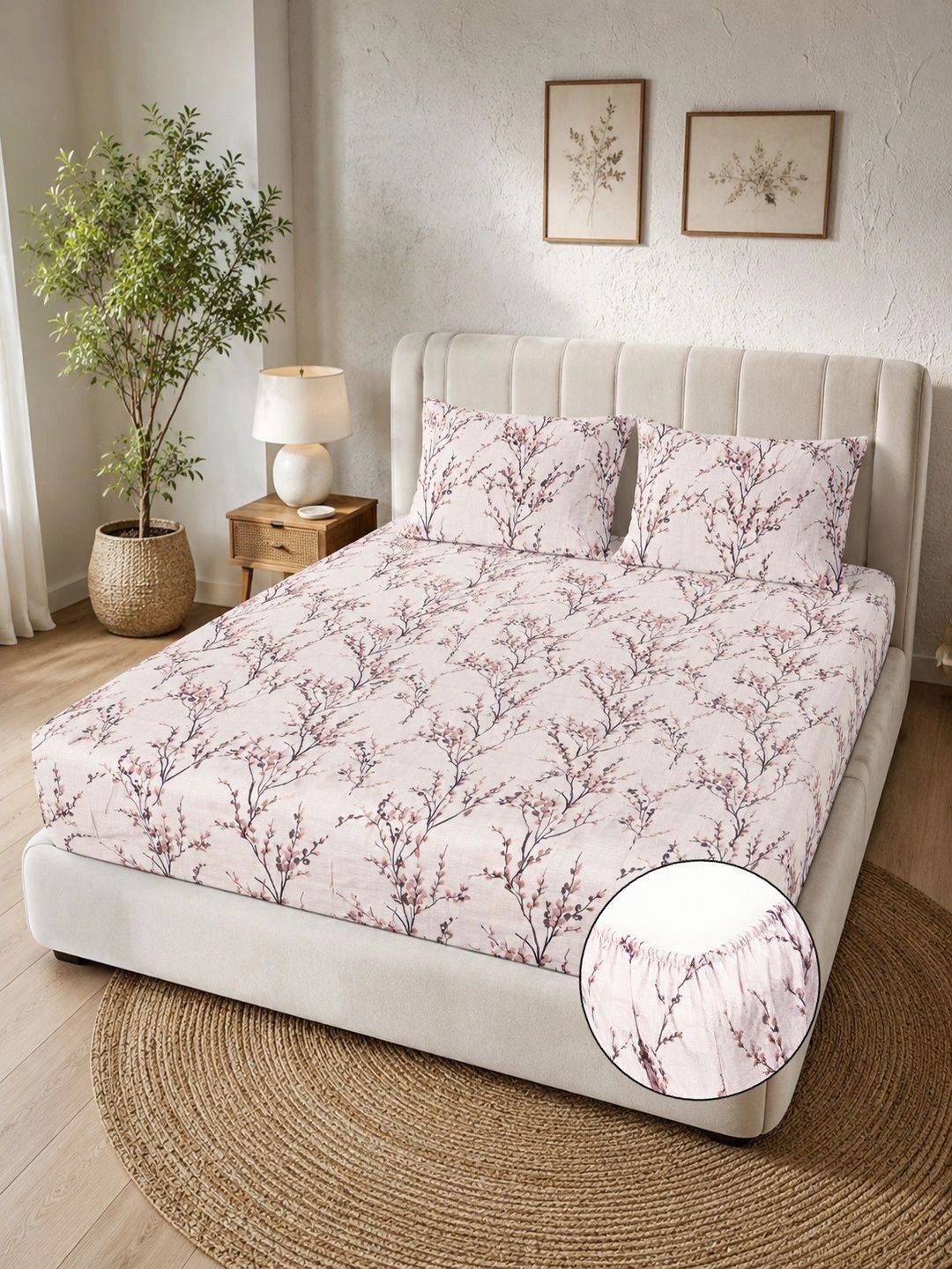KLOTTHE Cream-Coloured Floral 300 TC King Bedsheet with 2 Pillow Covers