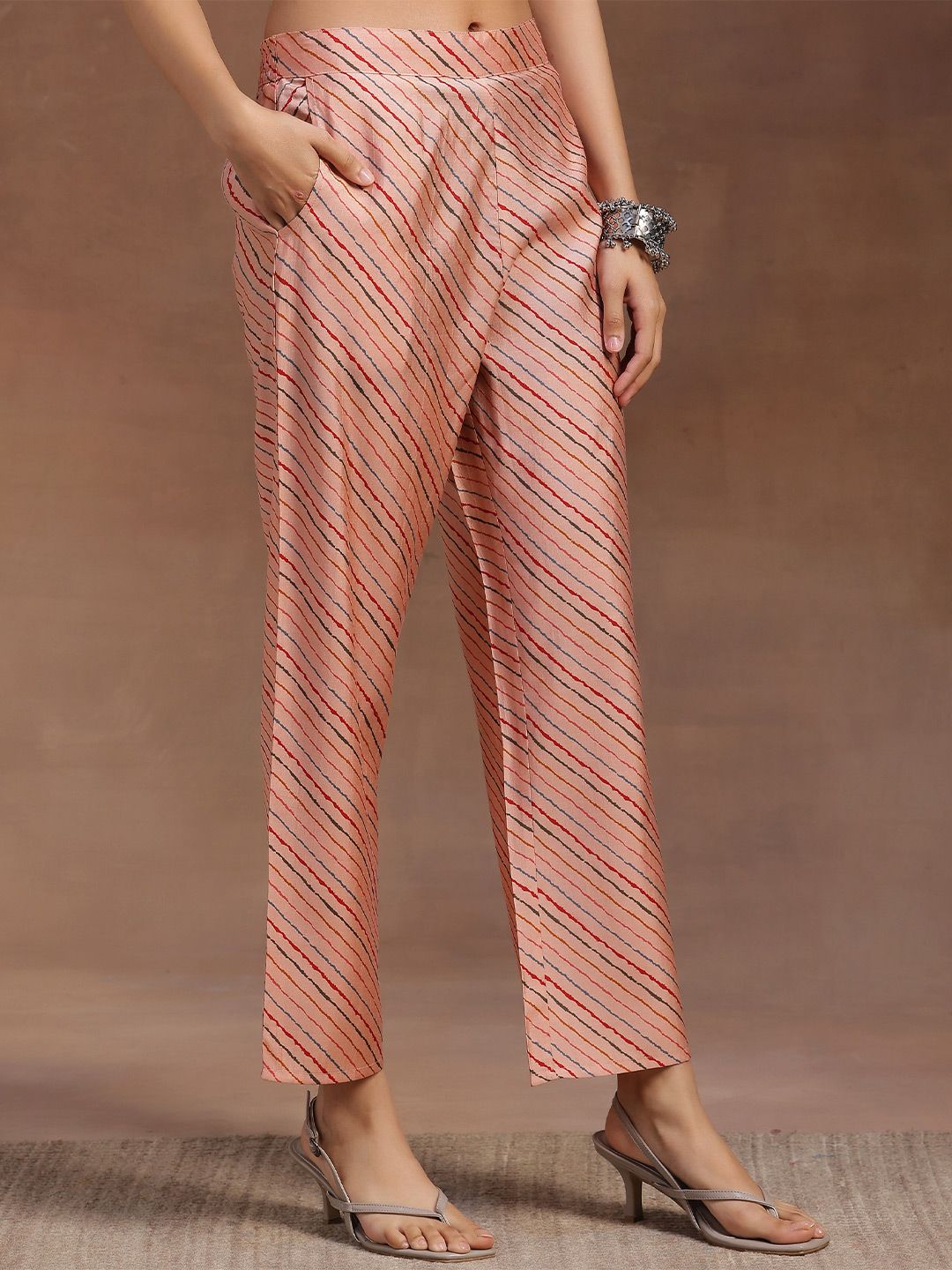 Libas Ethnic Motifs Printed Regular Gotta Patti Kurta with Palazzos