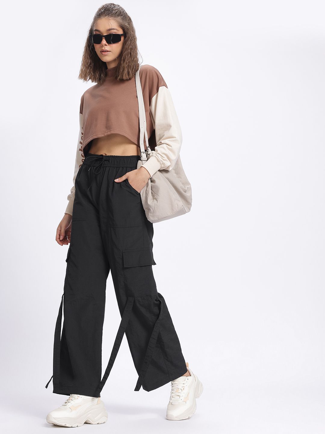 DressBerry Women Everyday Utility Cargo-Style Trousers