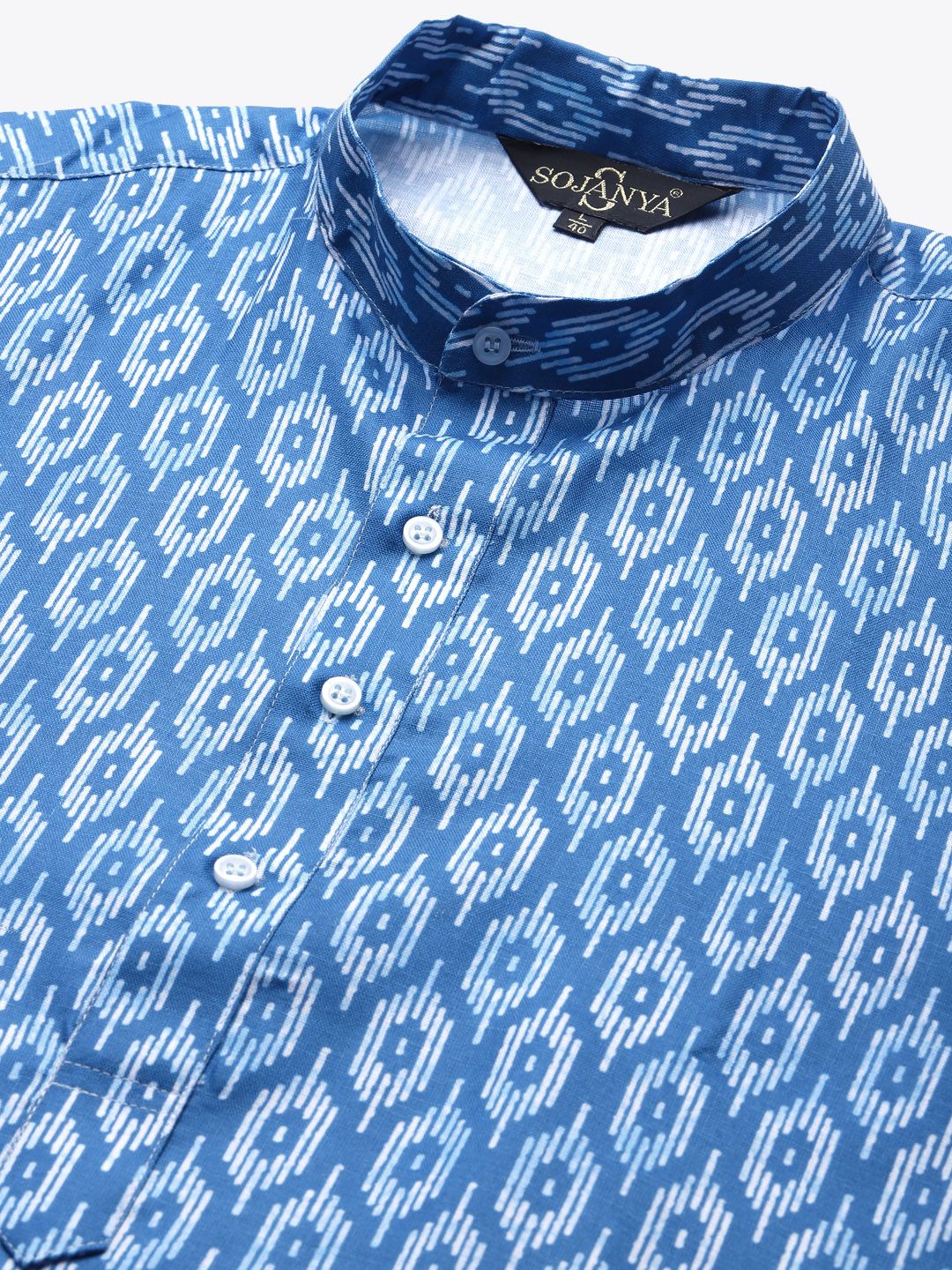 SOJANYA Men Blue & White Geometric Printed Straight Pure Cotton Kurta