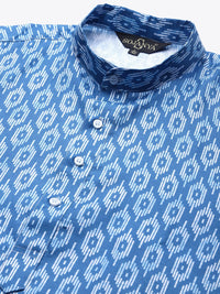 SOJANYA Men Blue & White Geometric Printed Straight Pure Cotton Kurta