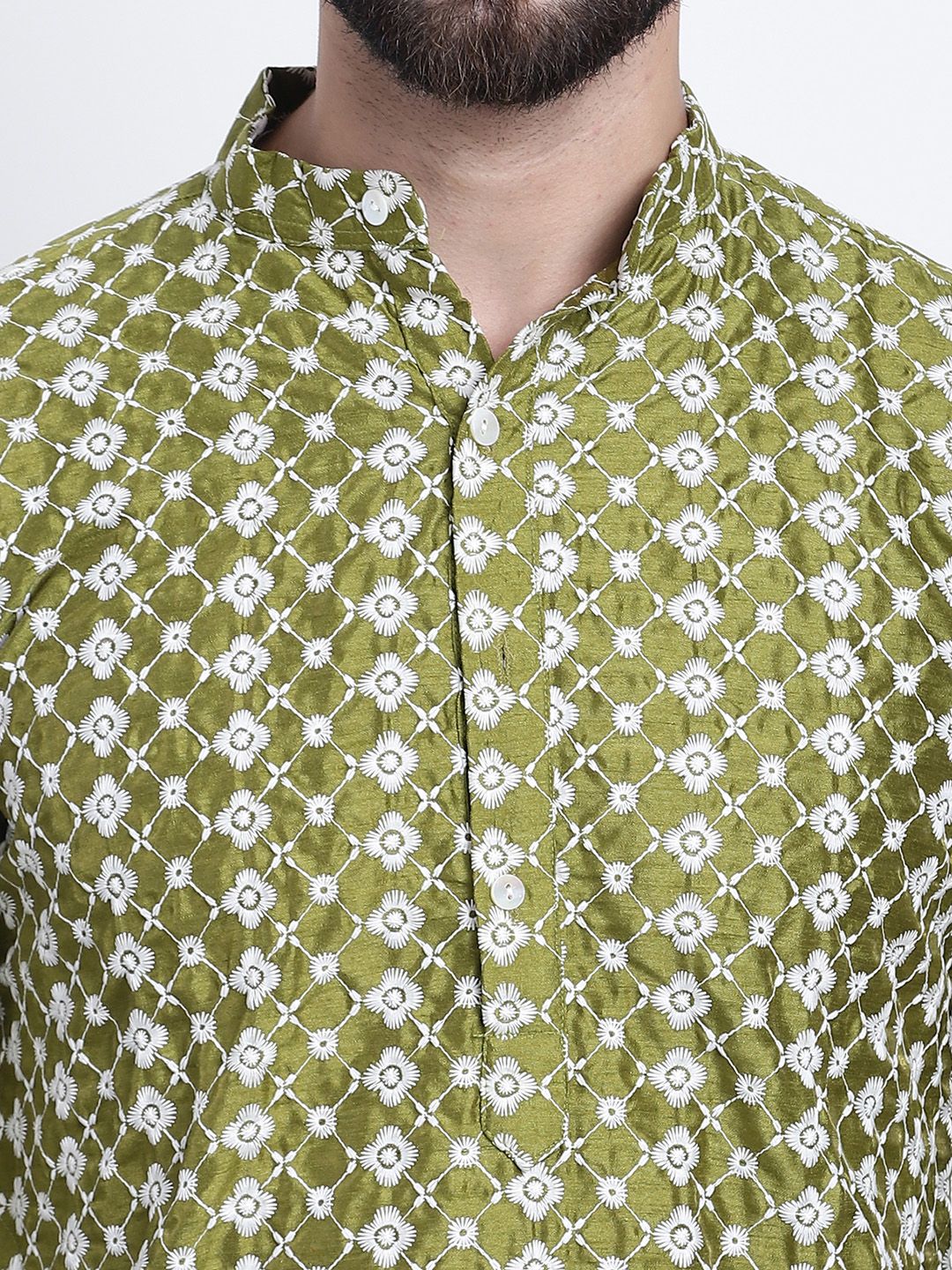 SOJANYA Men Green & White Ethnic Motifs Embroidered Kurta