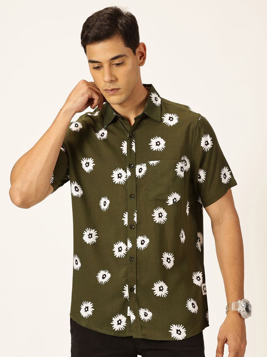 Thomas Scott Spread Collar Short Sleeves Premium Slim Fit Floral Printed Casual Shirt