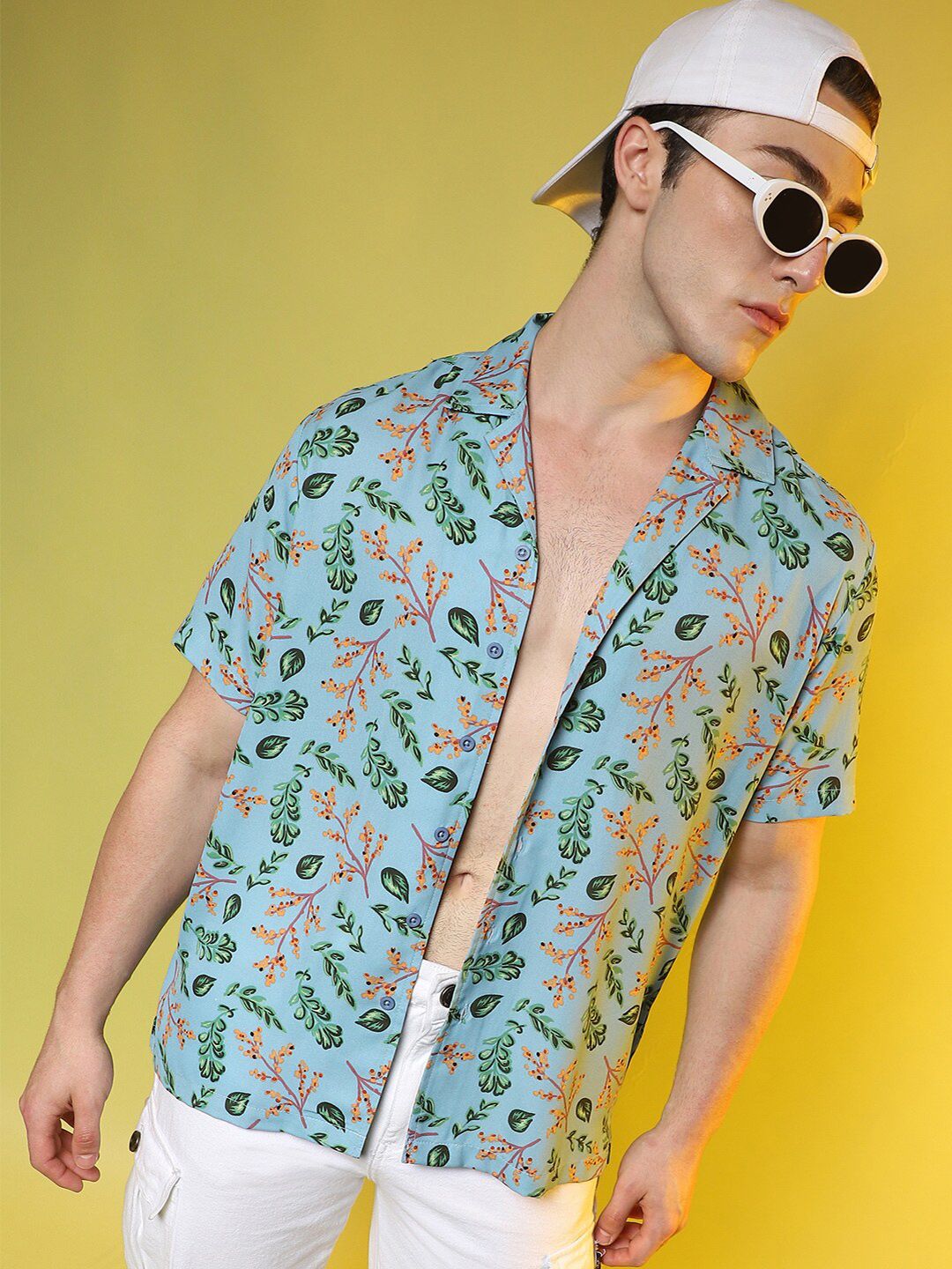 Campus Sutra Button-Down Collar Short Sleeves Floral Classic Printed Casual Shirt