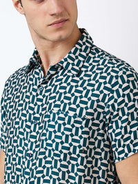 SPYKAR Men Spread Collar Geometric Printed Casual Shirt