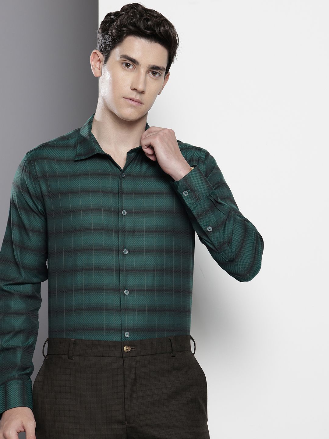 The Indian Garage Co. X Luxe Slim Fit Checked Formal Shirt