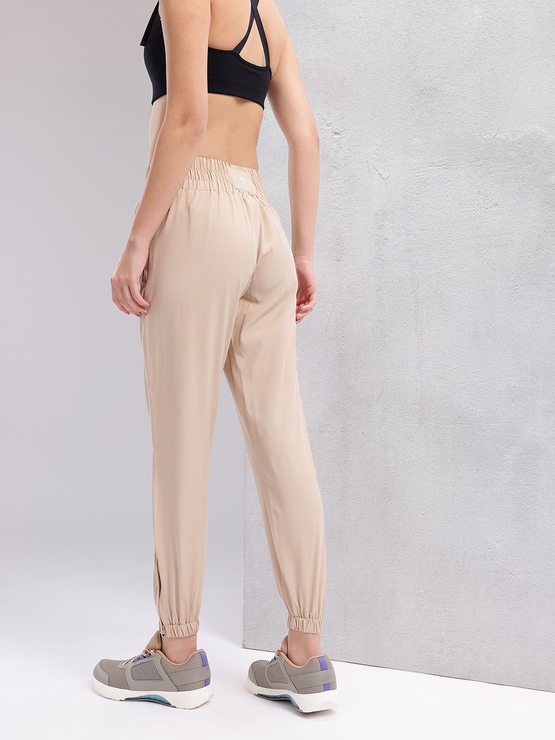HRX by Hrithik Roshan Woman Rapid-Dry Training Joggers