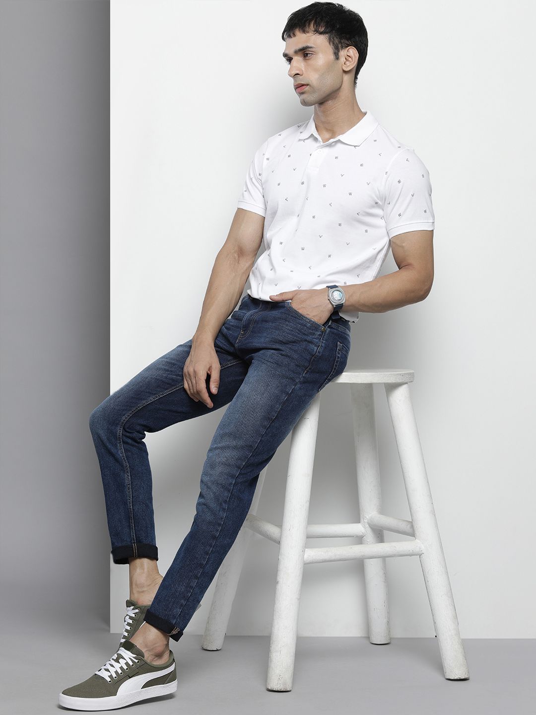 The Indian Garage Co Men Navy Blue Slim Fit Light Fade Stretchable Jeans