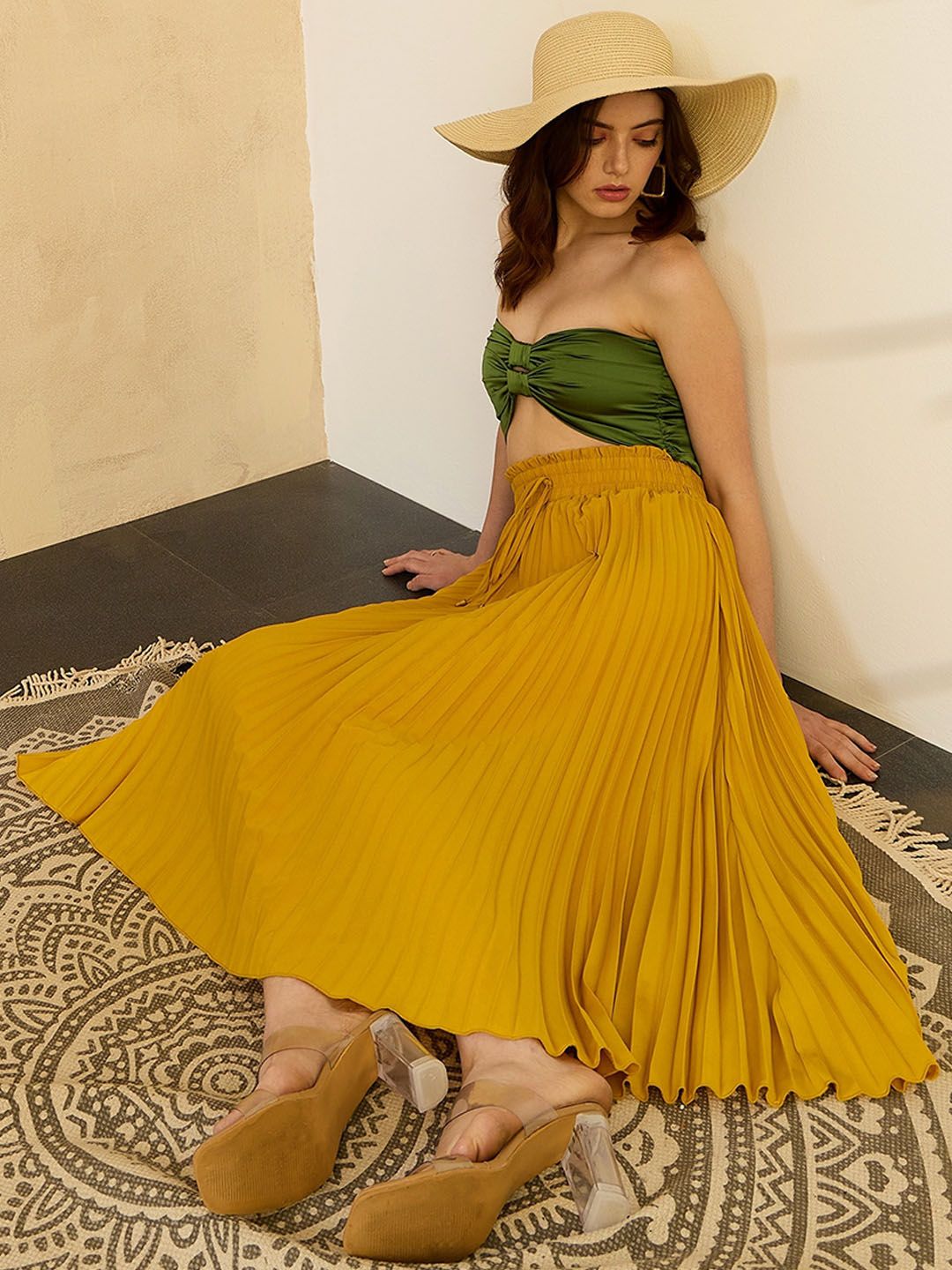 Berrylush Yellow High-Rise Accordion Pleat Flared Midi Skirt