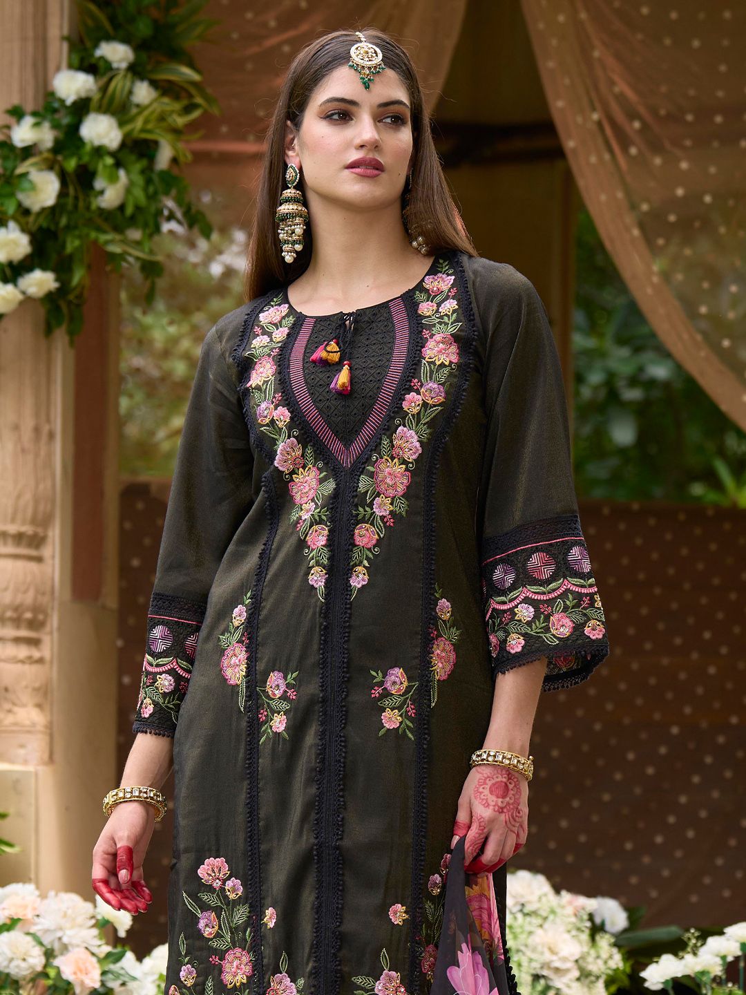 Indo Era Women Floral Embroidered Panelled Thread Work Kurta with Trousers & With Dupatta