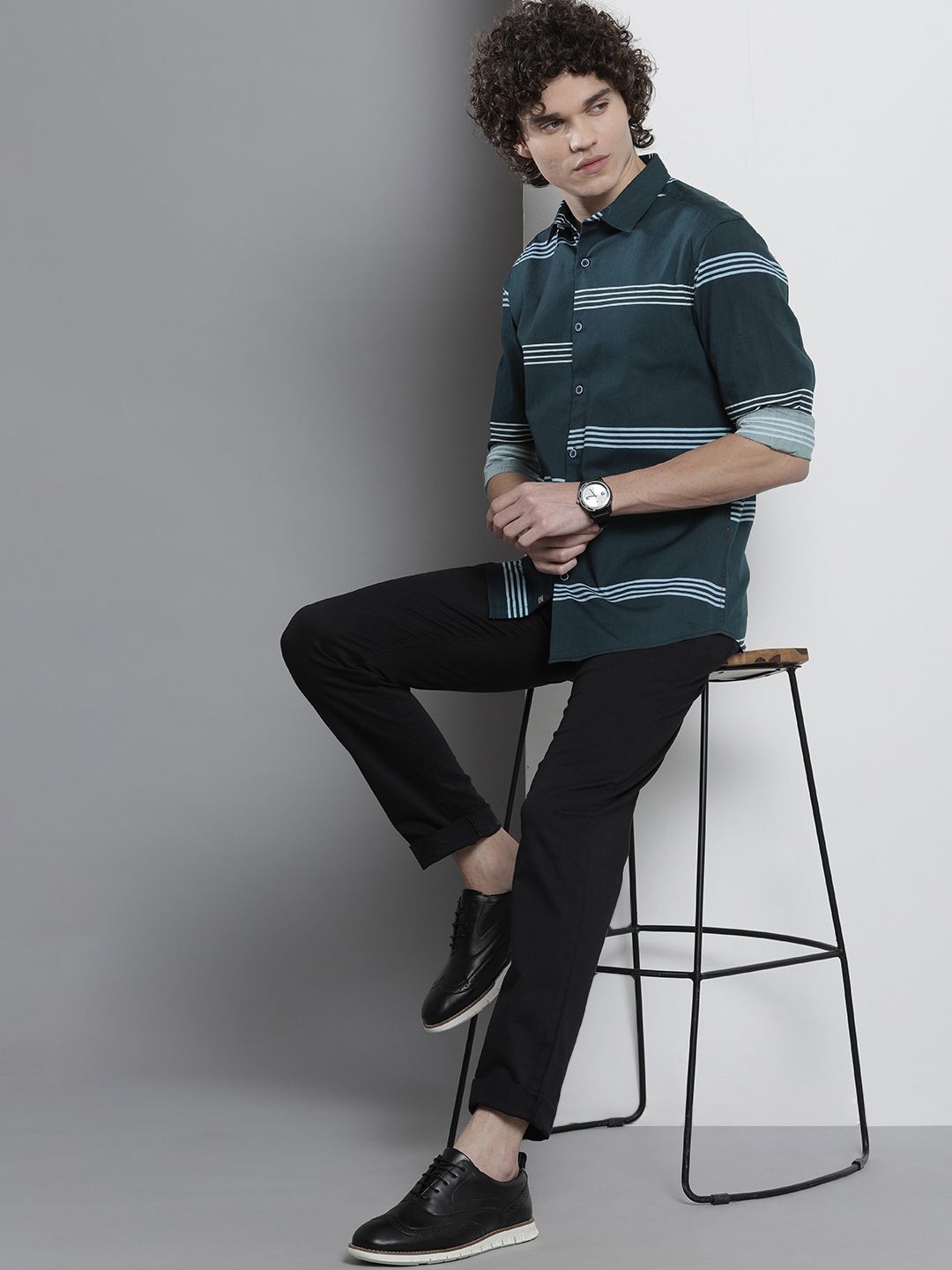 The Indian Garage Co Men Regular Fit Striped Casual Shirt