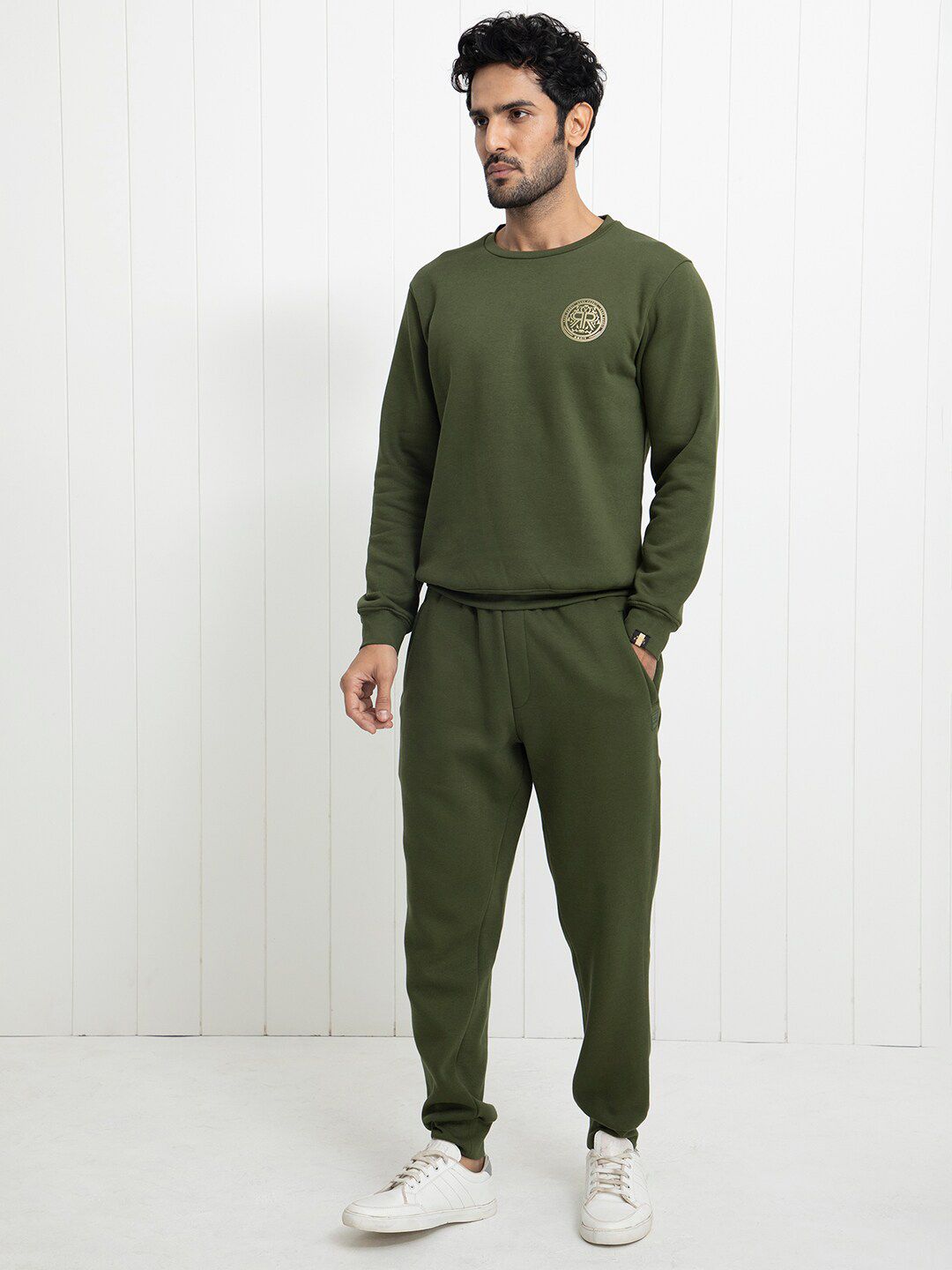 RARE RABBIT Men Pine Graphic Print Logo Sweatshirt