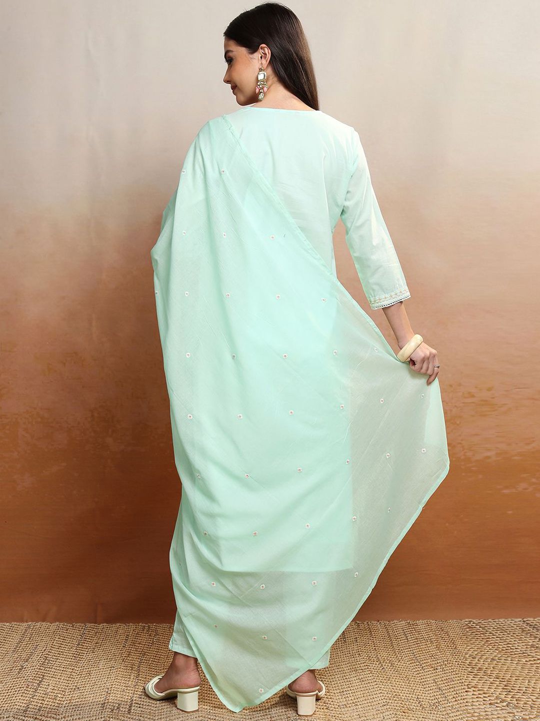 Vishudh Women Floral Embroidered Regular Pure Cotton Kurta with Trousers & With Dupatta