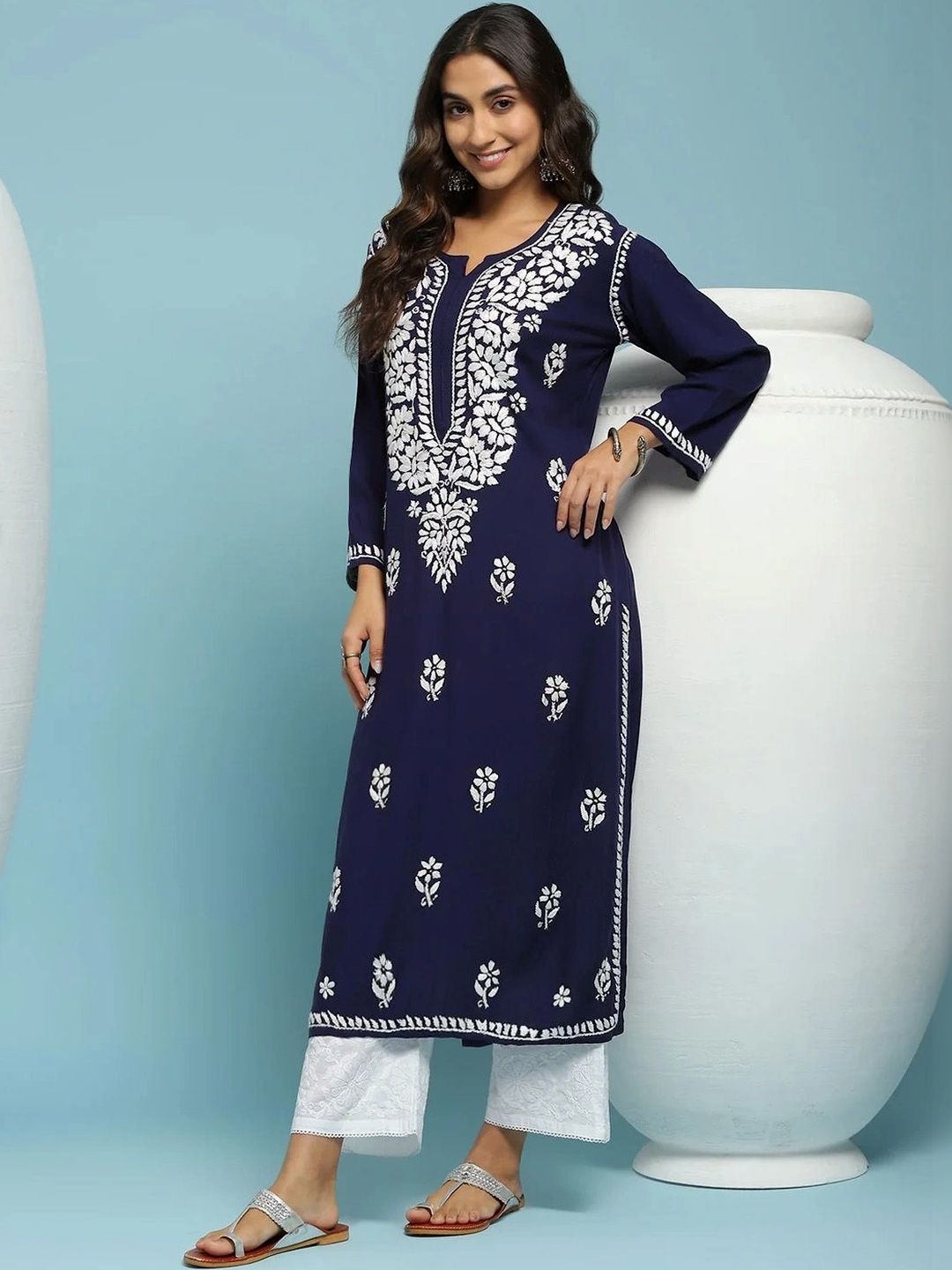 House of Chikankari Women Embroidered Chikankari Kurta