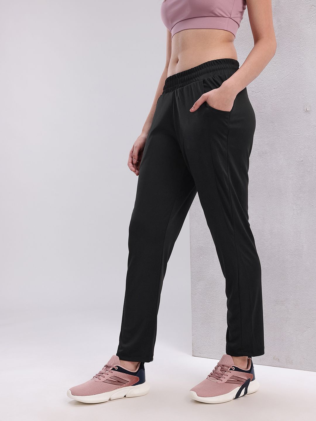 HRX by Hrithik Roshan Women Mid-Rise Regular Fit Training Track pants