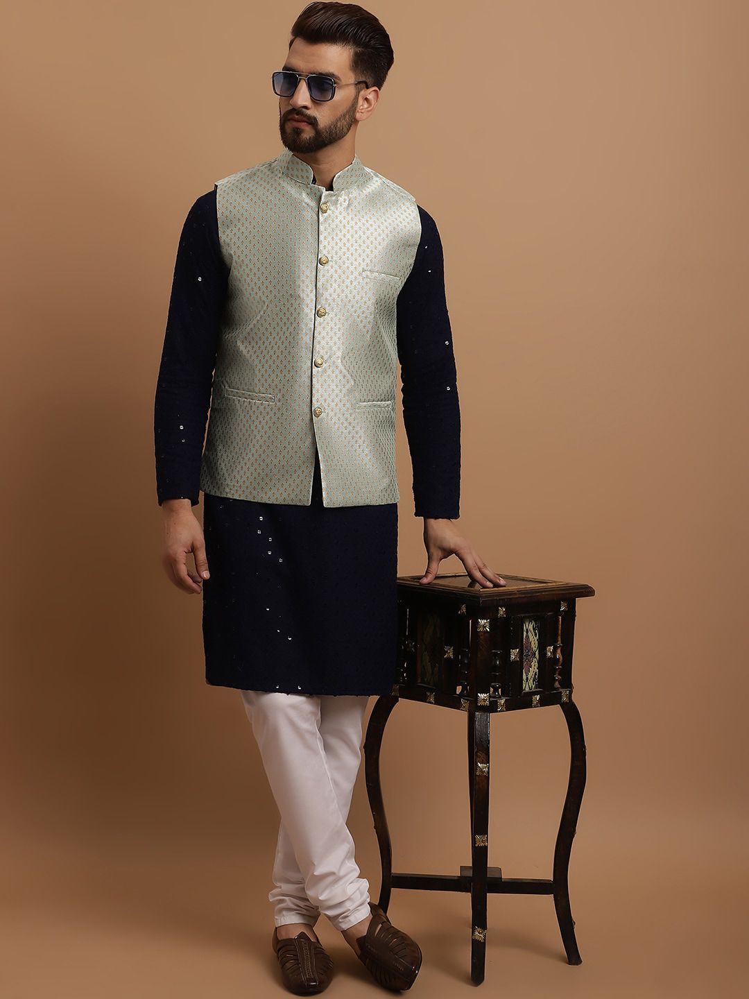 SOJANYA Embroidered Regular Pure Cotton Kurta with Churidar
