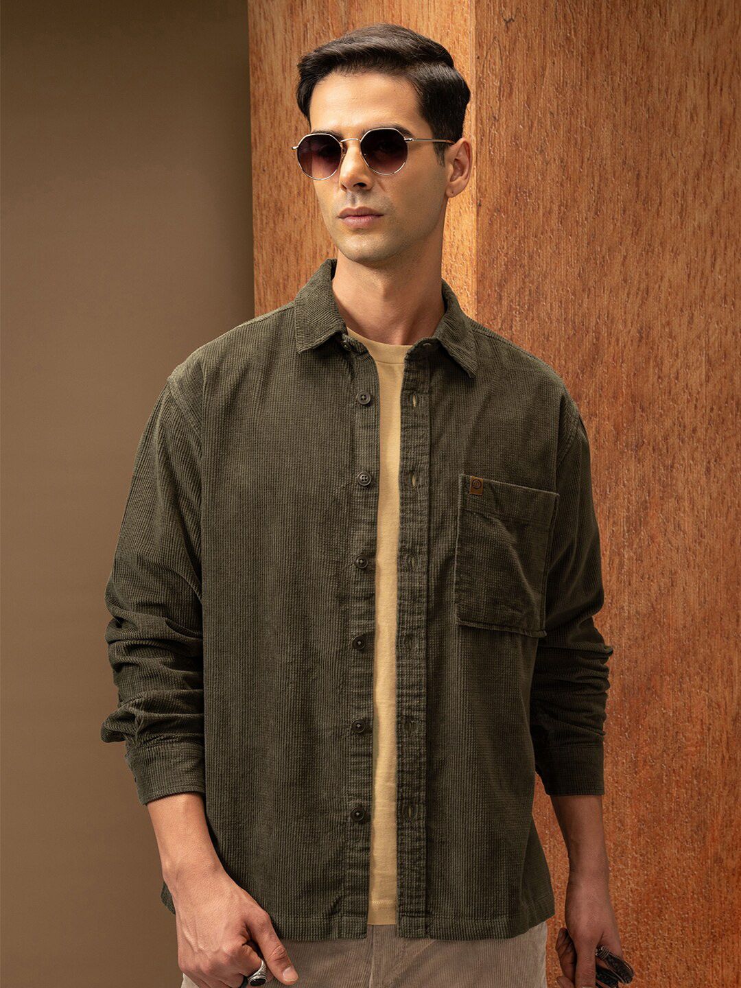 LOCOMOTIVE Premium Oversized Corduroy Solid Overshirt