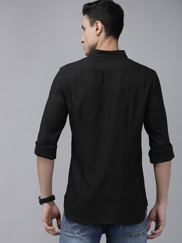 THE BEAR HOUSE Men Black Solid Slim Fit Casual Shirt