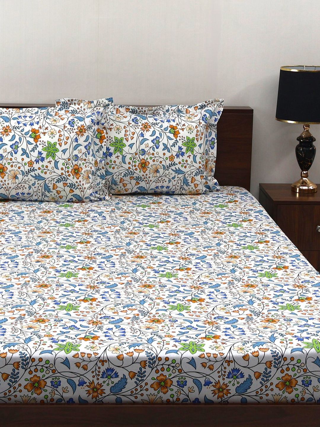 BOMBAY DYEING Cardinal Brown Floral Printed Cotton 120 TC Queen Bedsheet Set 2.54 x 2.24 m