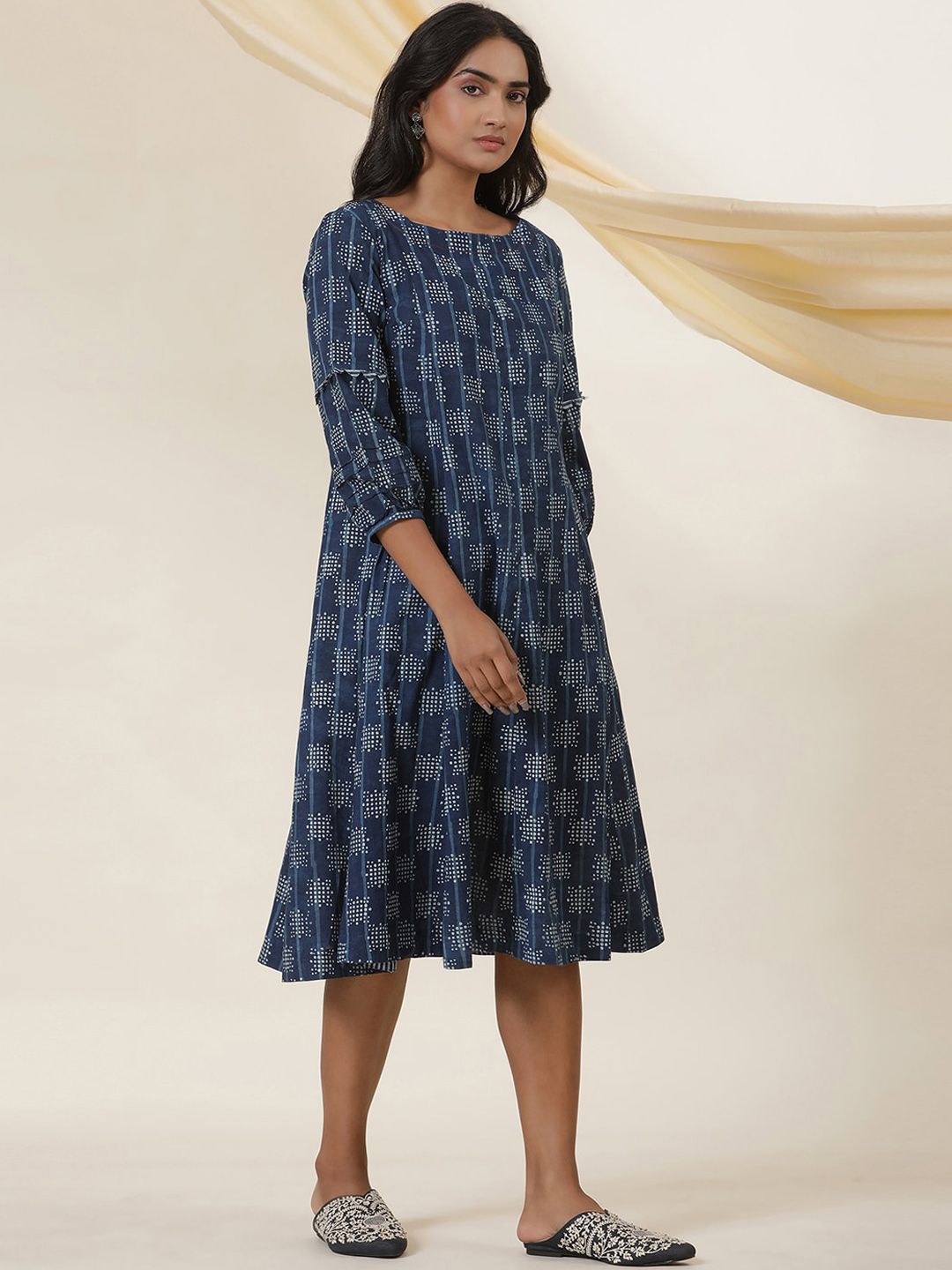 W Geometric Printed Sequinned Puff Sleeves A-Line Kurta