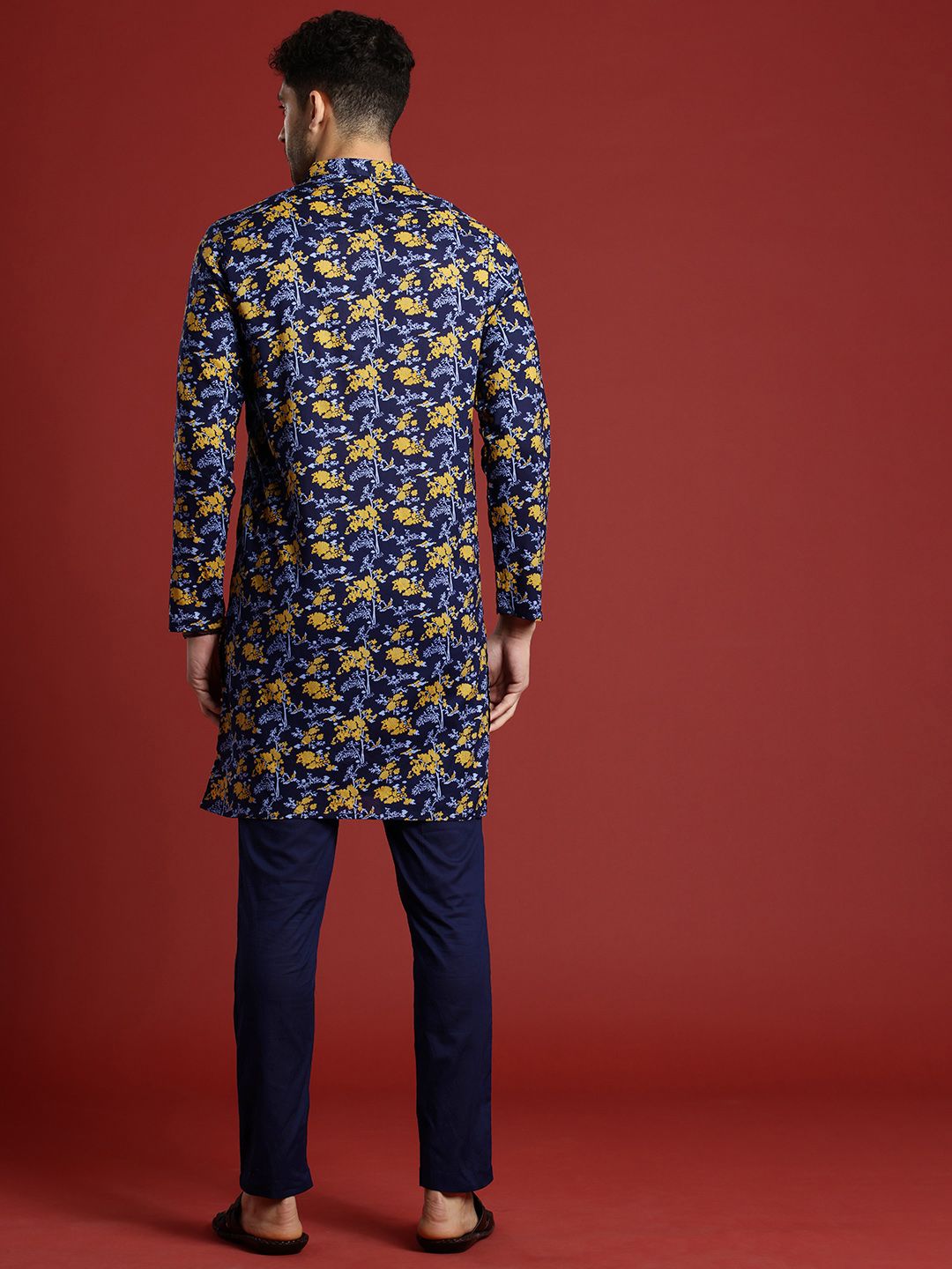 Anouk Floral Printed Regular Pure Cotton Kurta With Trousers
