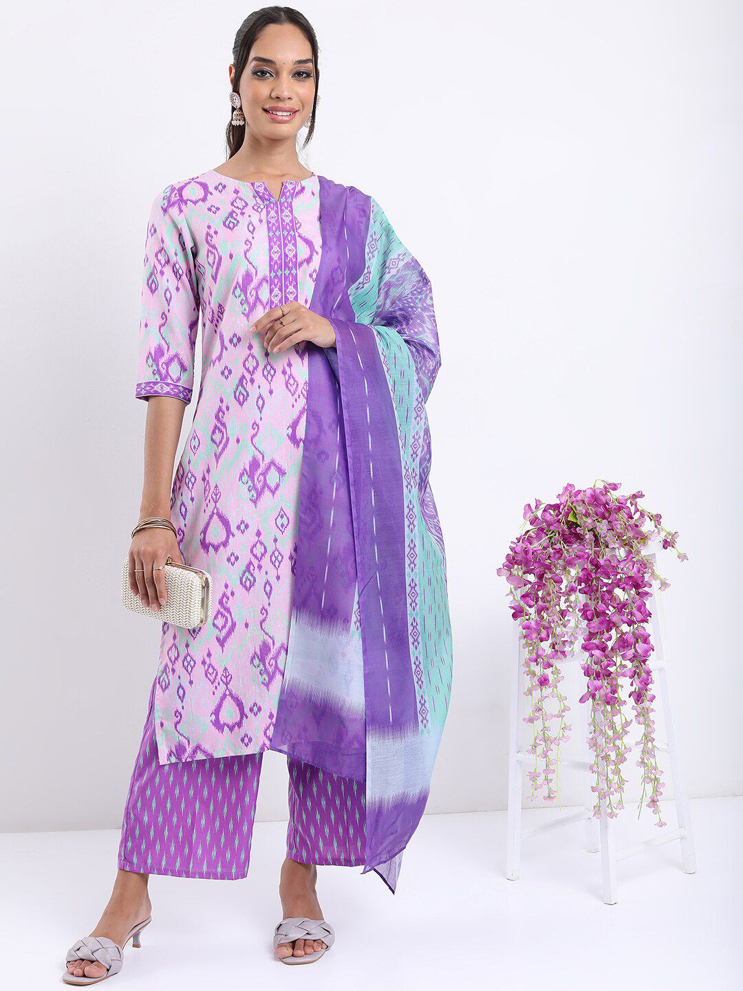 Vishudh Ethnic Motifs Printed Straight Kurta with Palazzos With Dupatta