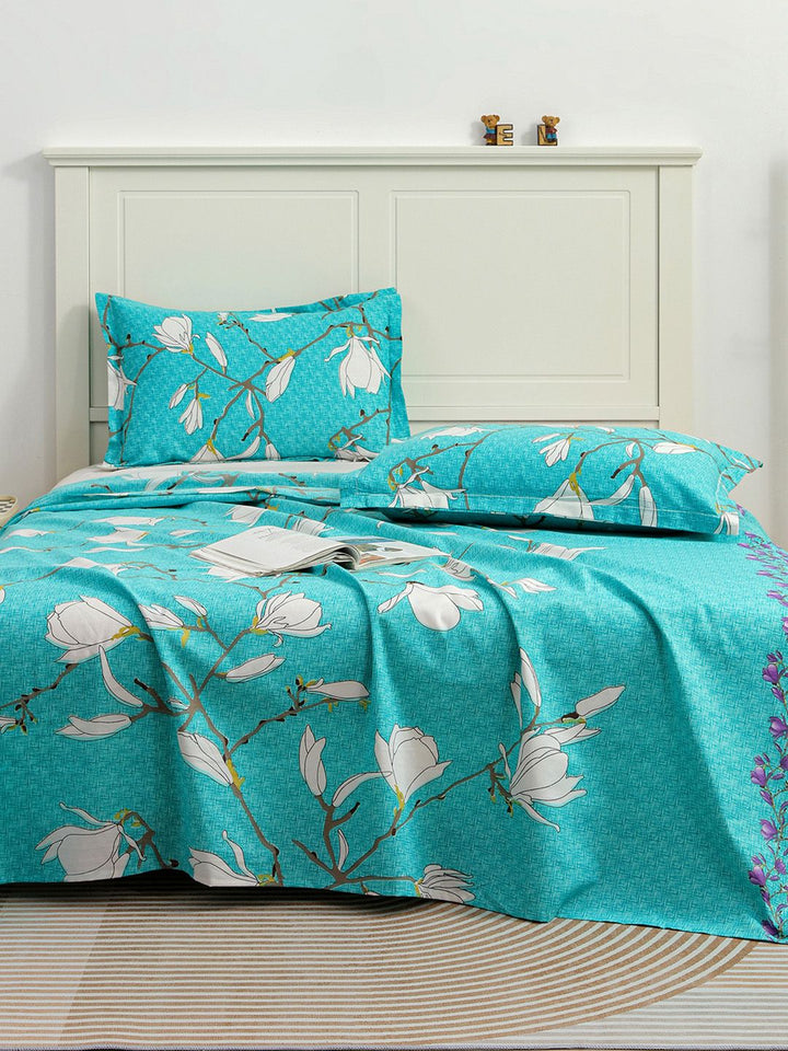 Story@home Sea Green White Floral 144 TC Cotton 1 Queen Bedsheet with 2 Pillow Covers