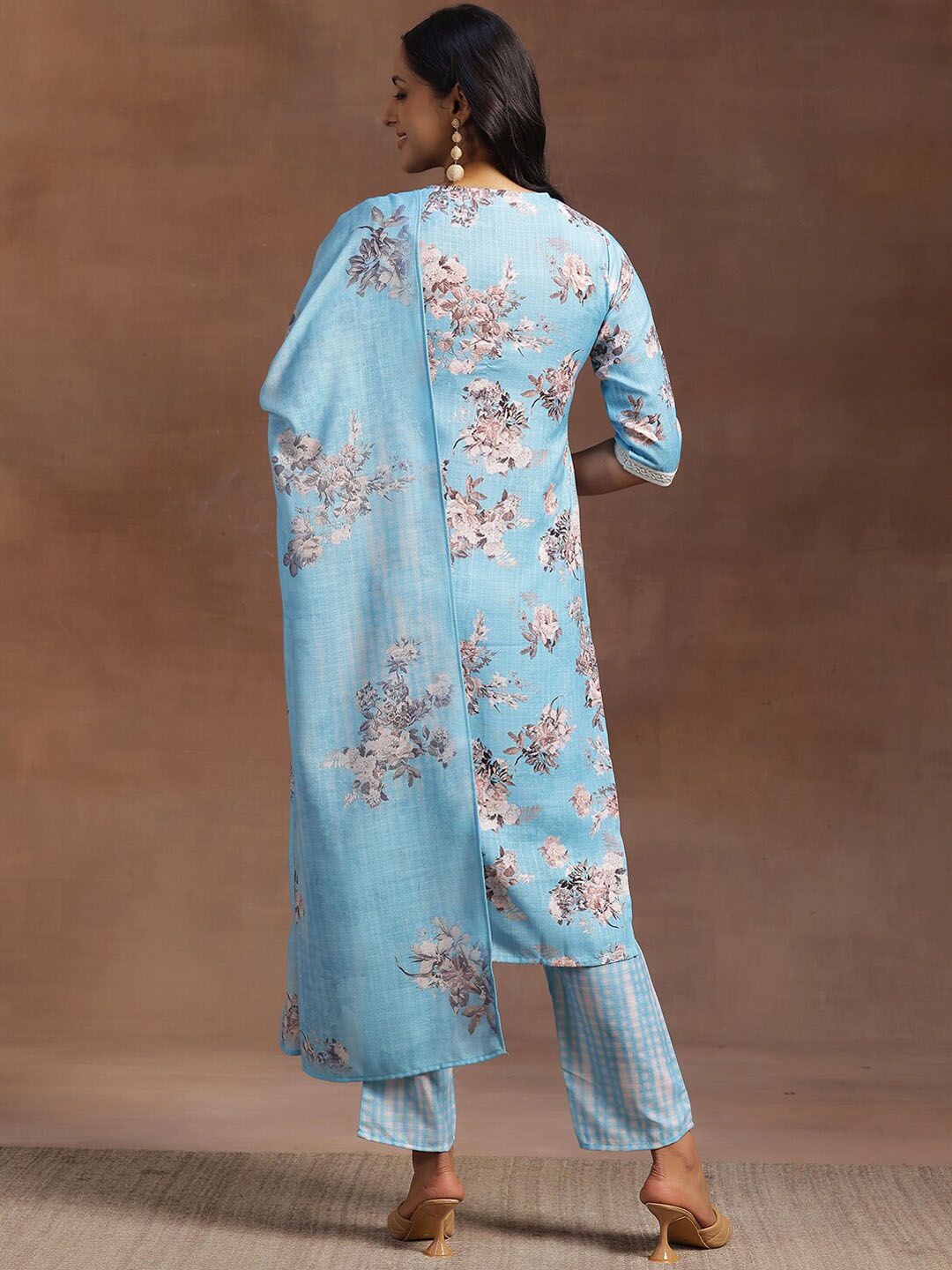 Libas Floral Printed Regular Thread Work Kurta With Trousers & Dupatta