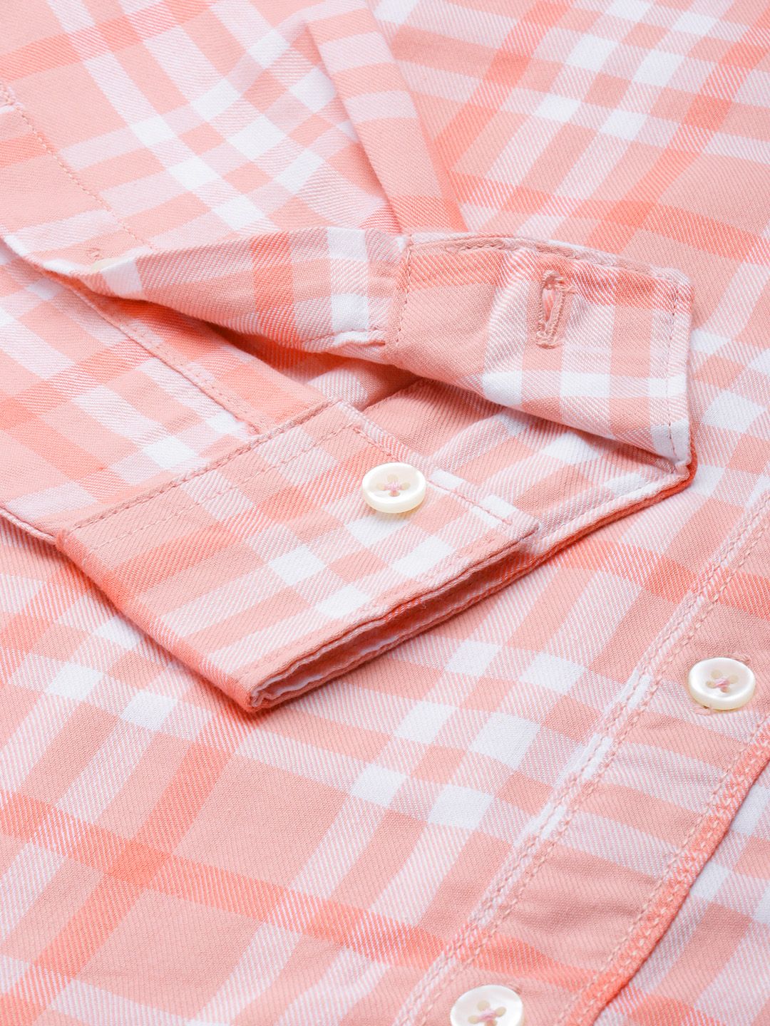 The Indian Garage Co Men Peach-Coloured & White Comfort Fit Checked Casual Shirt