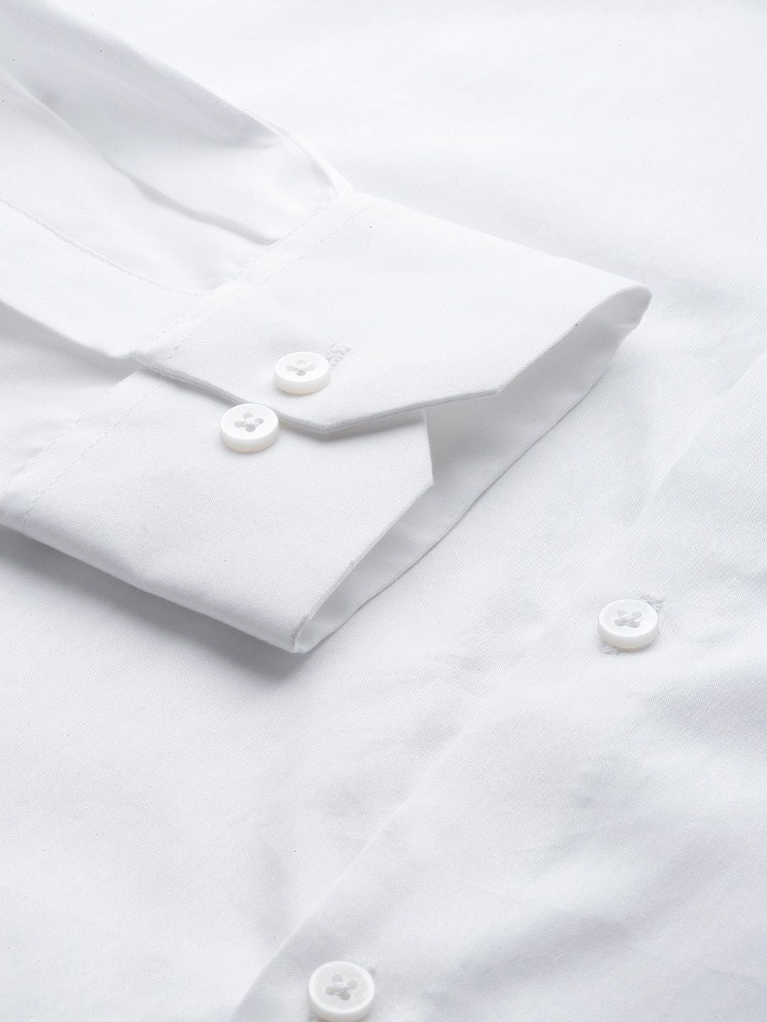MANQ Men White Slim Fit Solid Party Shirt