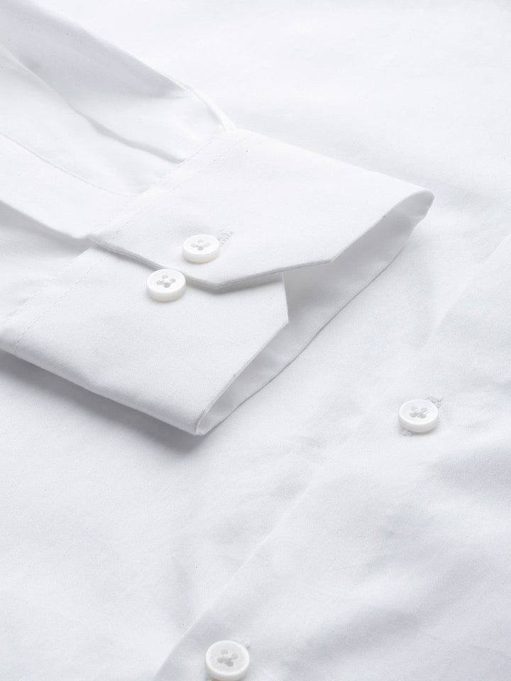 MANQ Men White Slim Fit Solid Party Shirt