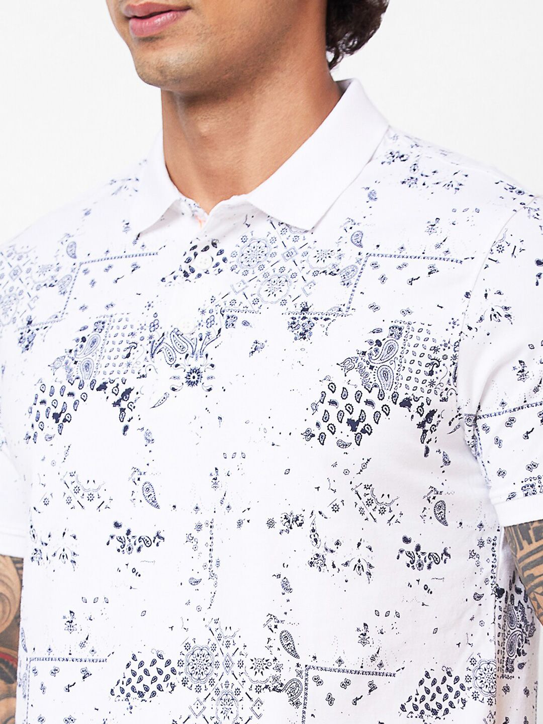 SPYKAR Abstract Printed Polo Collar Slim Fit T-shirt