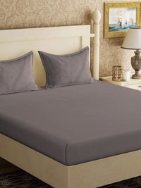 Aura Grey Solid Flat 300TC King Cadar dengan 2 Sarung Bantal