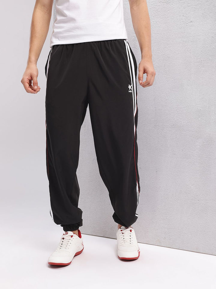 HRX by Hrithik Roshan Men Side Striped Joggers