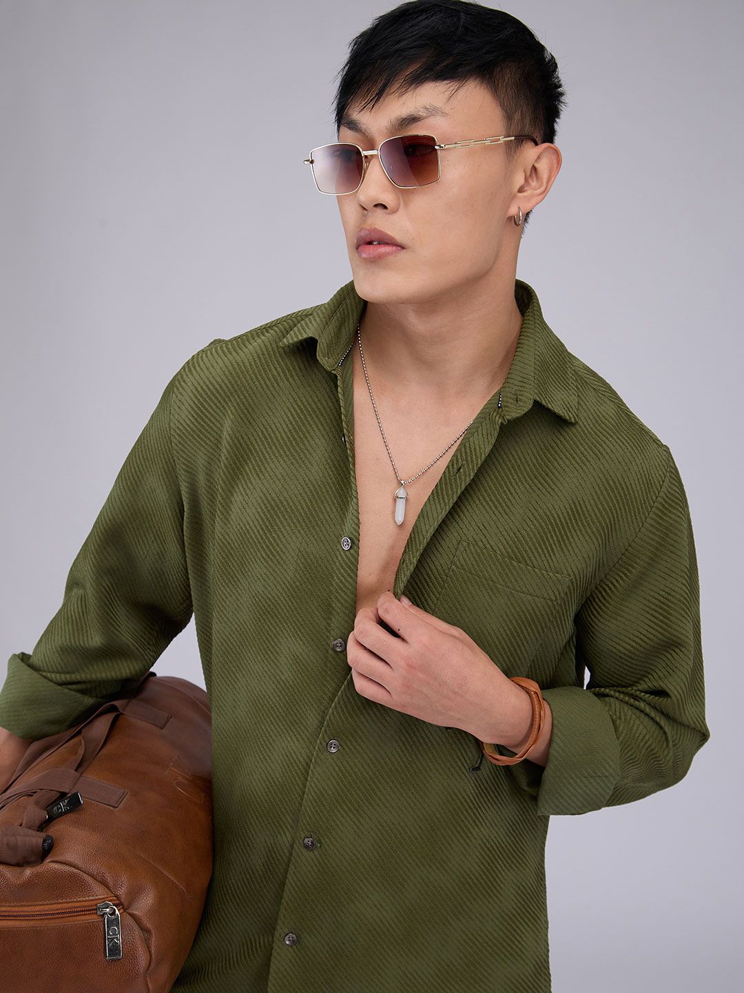 VASTRADO Men Classic Cutaway Collar Textured Slim Fit Casual Shirt
