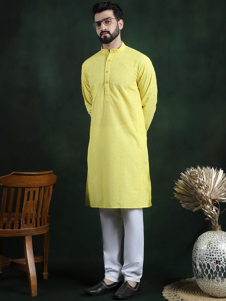 SOJANYA Ethnic Motifs Embroidered Mandarin Collar Thread Work Cotton Straight Kurta