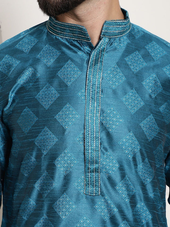 SOJANYA Ethnic Motif Woven Design Mandarin Collar Kurta With Pyjamas