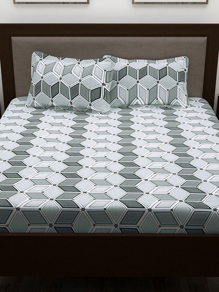 Story@home White & Olive Green Geometric Cotton 186 TC Queen Bedsheet With 2 Pillow Covers